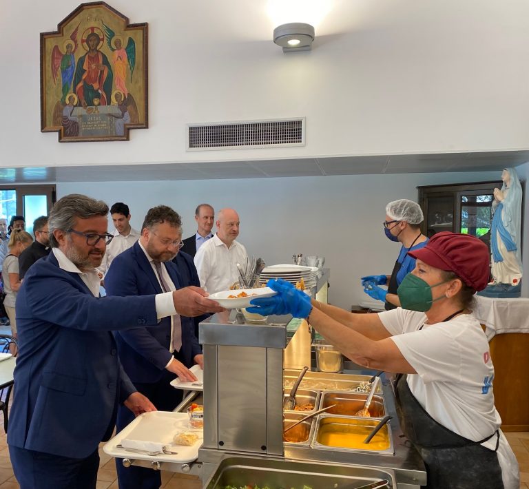 visita rappresentanti bpm a villaggio carità 3 visita dei rappresentanti di Banco Bpm al “Villaggio della Carità” di Perugia.