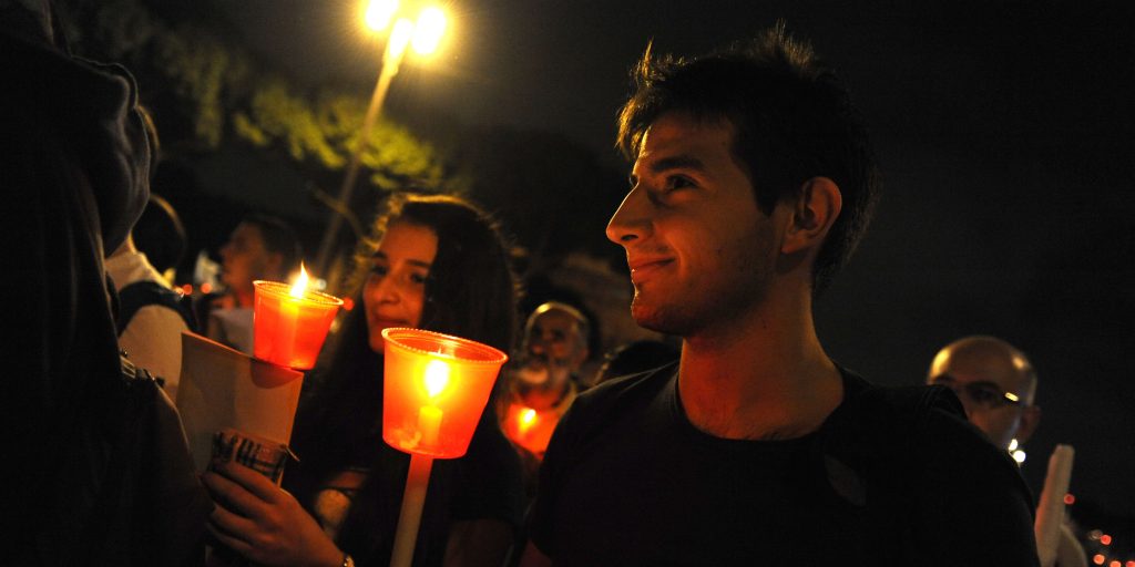 ROMA 11-10-2012
Piazza San Pietro - 
L'Azione Cattolica organizza una fiaccolata per l' inizio dell' anno della fede a 50 anni del Concilio Vaticano II
Ph: Cristian Gennari/Siciliani