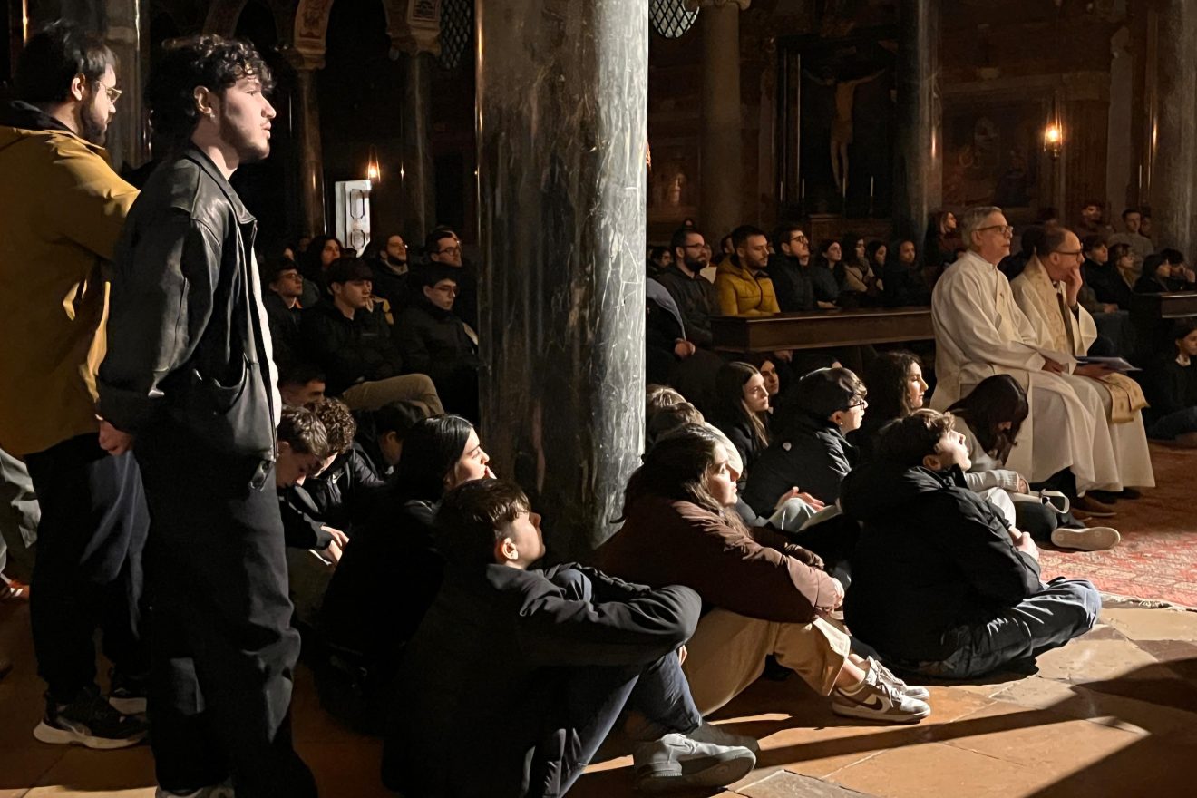 Veglia, una voce nella notte