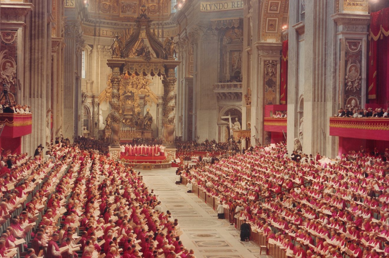 Il Papa riparte dal Concilio