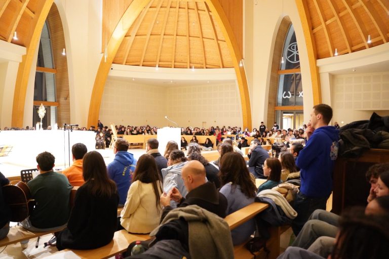 Giovani alla Veglia diocesana di preghiera di Quaresima 2026 f2