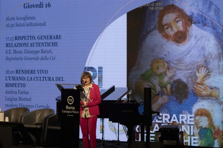 Roma, 16 aprile 2026
Rispetto, generare relazioni autentiche.
II Incontro Nazionale Referenti Territoriali del servizio nazionale per la tutela dei minori CEI

Chiara Griffini