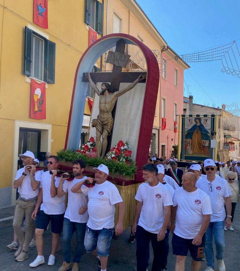 25° Crocifisso Magione 2026 Processione ff04